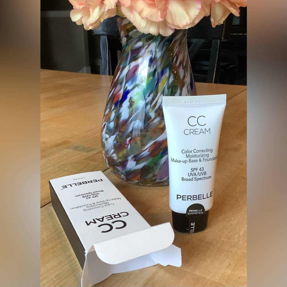 Perbelle Color Correcting Moisturizing Make-Up Base & Foundation